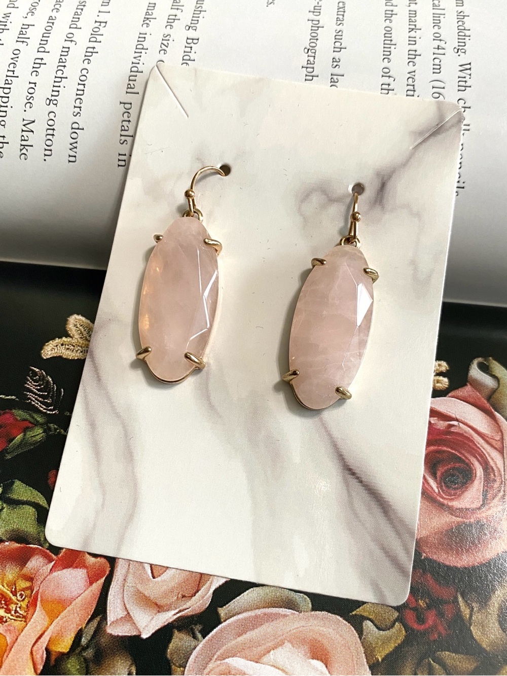 Women’s Gold & Pink Quartz Faceted Oval Dangle Earrings